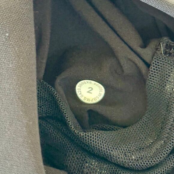 Lululemon Athletica On The Fly Black Drawstring Elastic Waist Pants - Women’s US - Picture 6 of 12